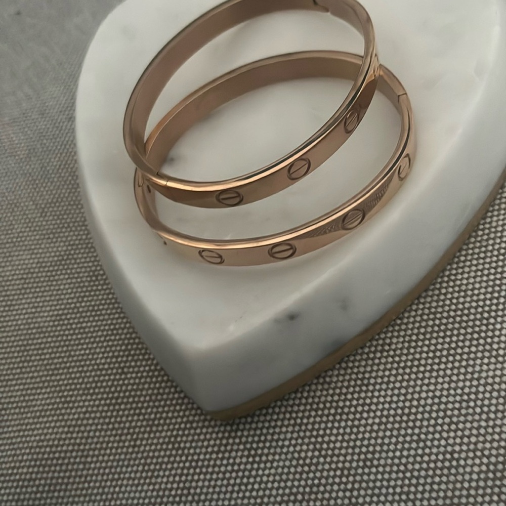 Rose Gold Hinged Screw Motif Bangle Bracelet